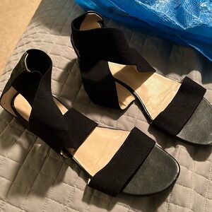 Nine West strappy flat sandals
